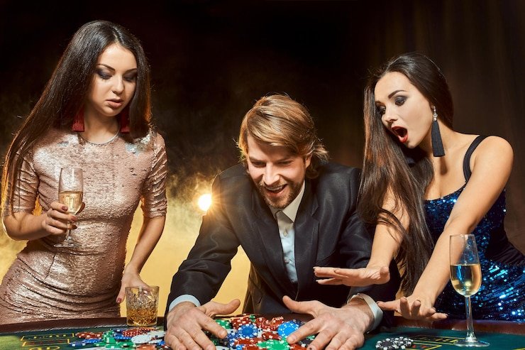Antarmuka Dimainkan Terakhir di aplikasi niltoto dengan daftar game favorit yang mudah diakses